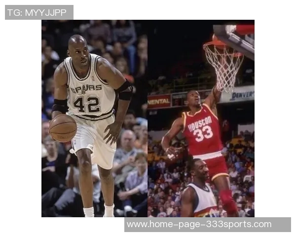 NBA历史排名揭秘：谁是篮球之神与传奇球员的巅峰对决